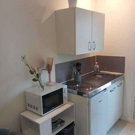 Studio De 14M2 Dans Une Maison Cagnes-sur-Mer Esterno foto