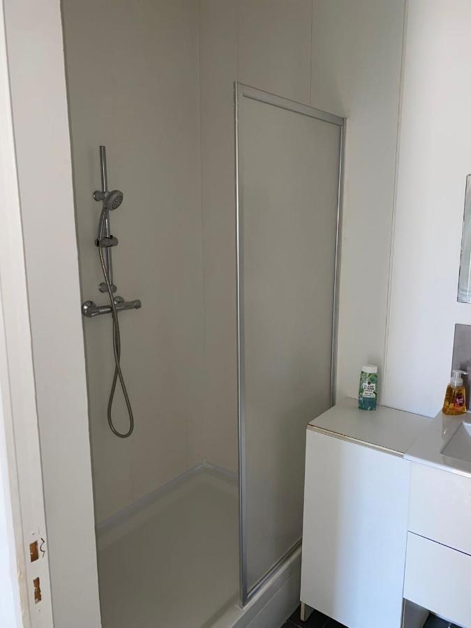 Studio De 14M2 Dans Une Maison Cagnes-sur-Mer Esterno foto